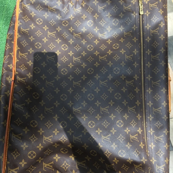 Louis Vuitton Large Garment Bag - Picture 2 of 7